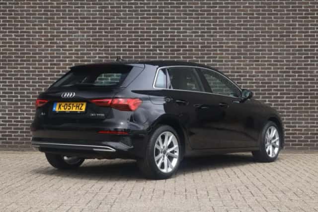 Audi A3 (2021) thumbnail 2