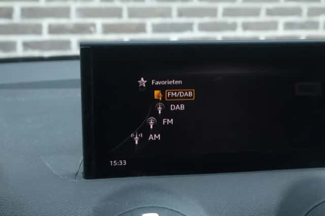 Audi Q2 (2022) thumbnail 30