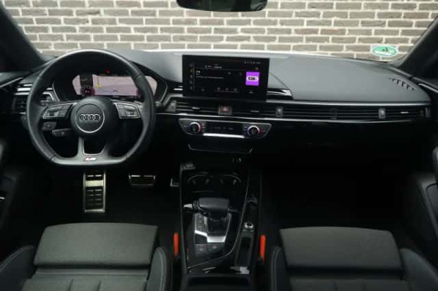 Audi A4 (2022) thumbnail 5