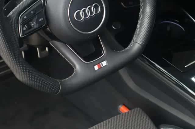 Audi A4 (2022) thumbnail 45