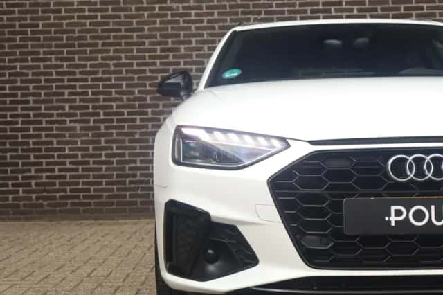 Audi A4 (2022) thumbnail 9