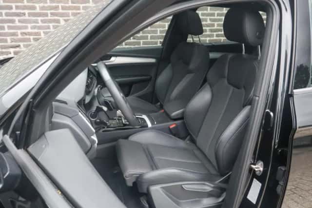 Audi Q5 (2022) thumbnail 4