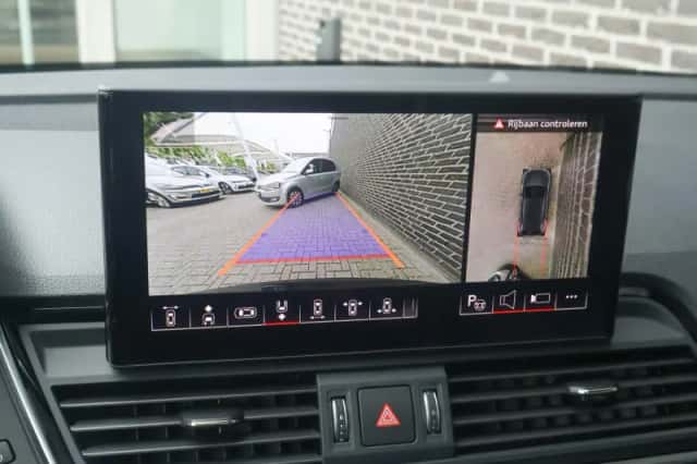 Audi Q5 (2022) thumbnail 31