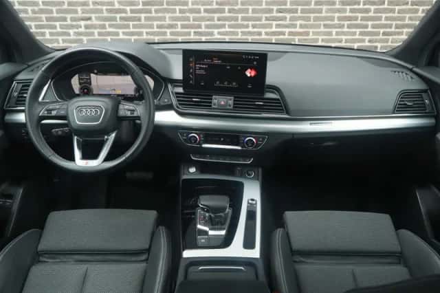 Audi Q5 (2022) thumbnail 5