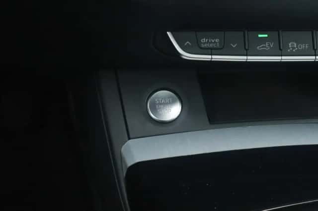 Audi Q5 (2022) thumbnail 54