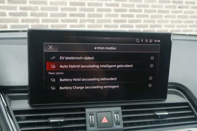 Audi Q5 (2022) thumbnail 56