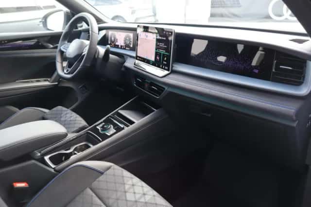 Volkswagen Tayron (2026) thumbnail 5