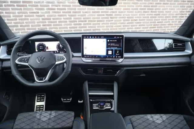 Volkswagen Tayron (2025) thumbnail 5