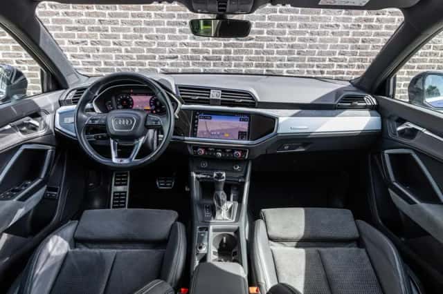 Audi Q3 (2022) thumbnail 5