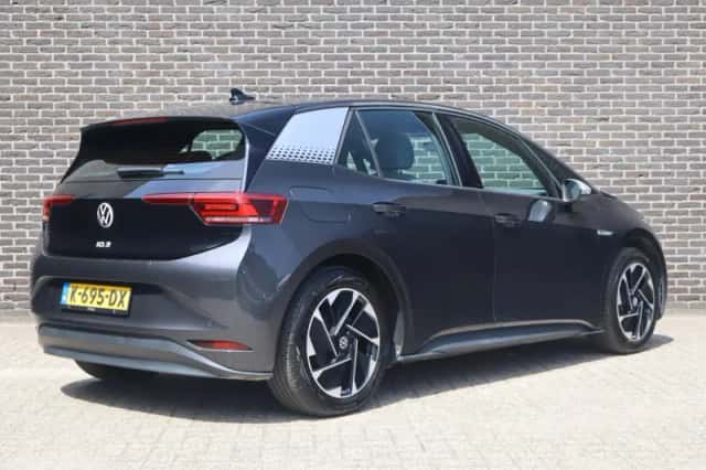Volkswagen ID.3 (2020) thumbnail 2