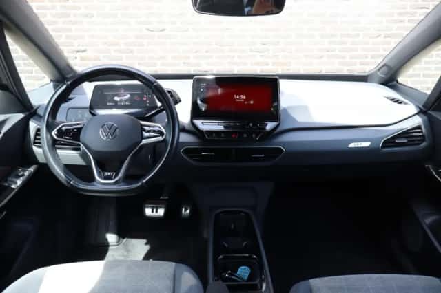 Volkswagen ID.3 (2020) thumbnail 5