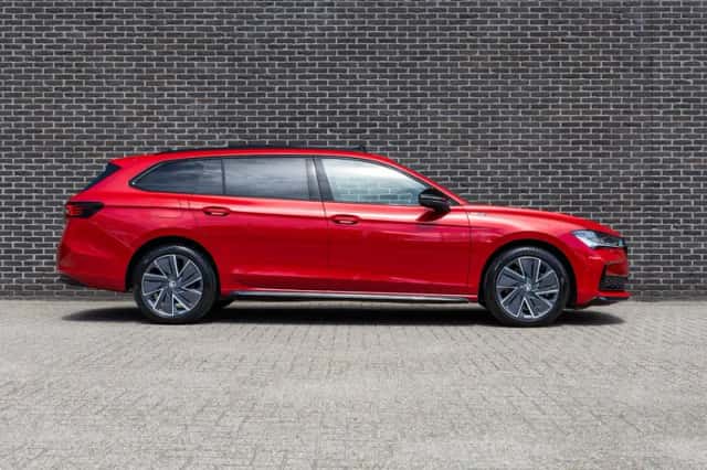 Škoda Superb (2025) thumbnail 3