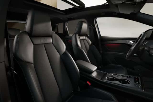 Audi Q4 e-tron (2026) thumbnail 4