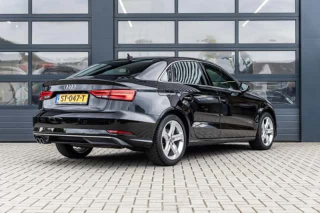 Audi A3 (2018) thumbnail 2