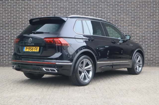 Volkswagen Tiguan (2022) thumbnail 2
