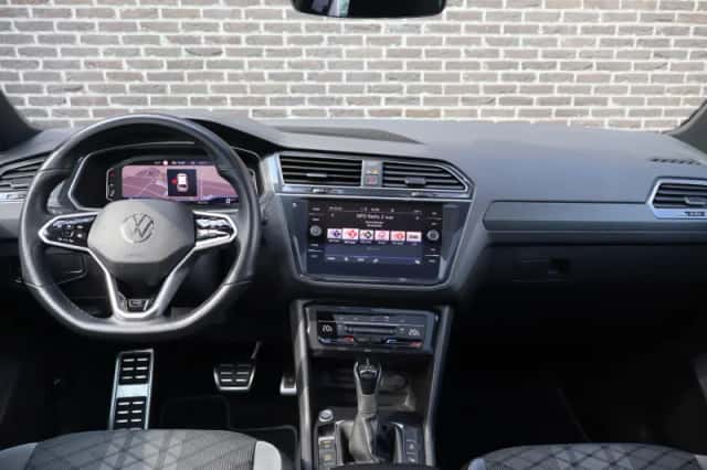 Volkswagen Tiguan (2022) thumbnail 5