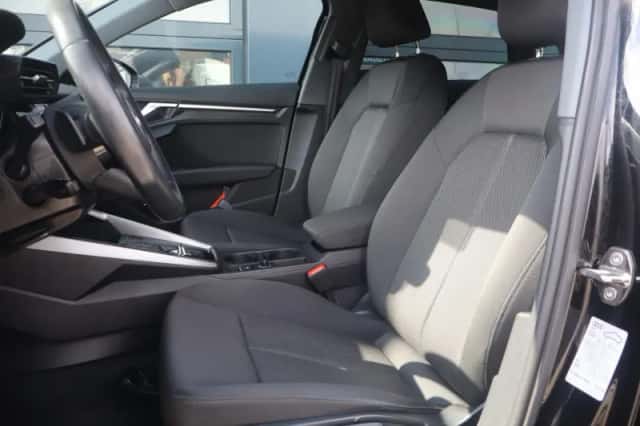 Audi A3 (2022) thumbnail 4