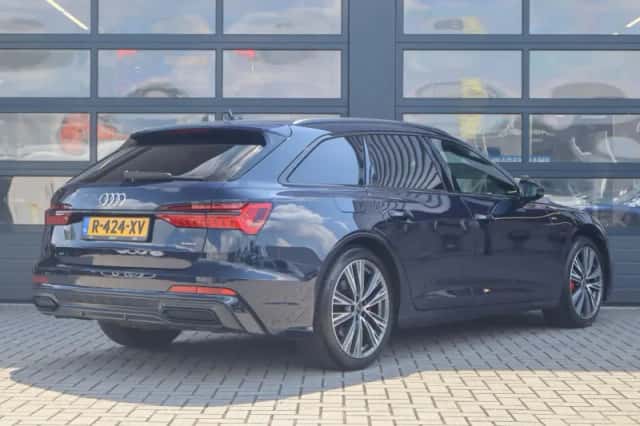Audi A6 (2023) thumbnail 2