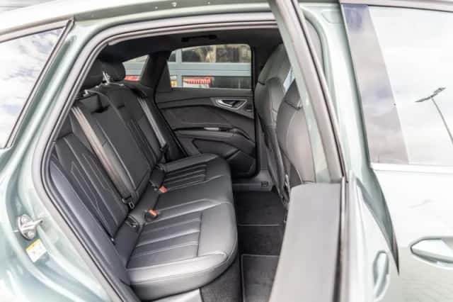 Audi Q4 (2026) thumbnail 6