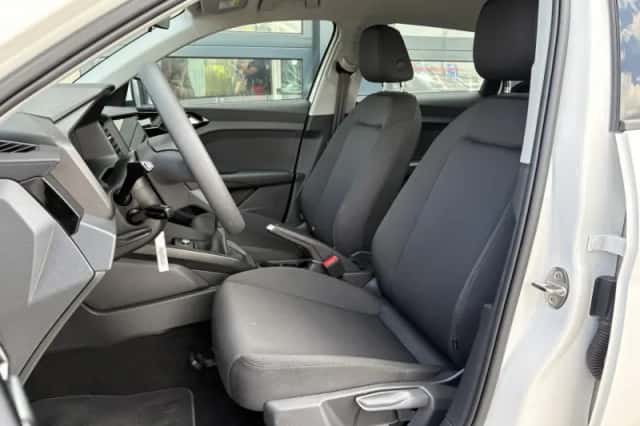 Audi A1 (2019) thumbnail 4