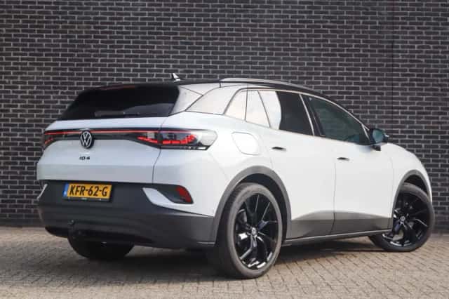 Volkswagen ID.4 (2026) thumbnail 2