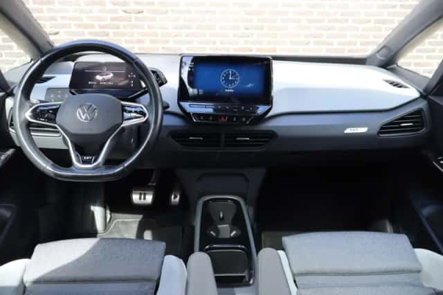 Volkswagen ID.3 (2020) thumbnail 5