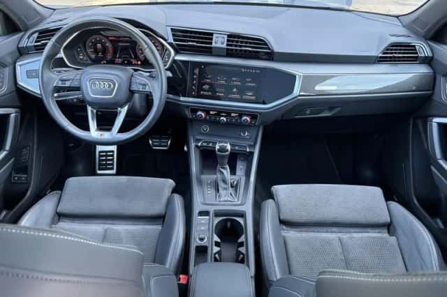 Audi Q3 (2023) thumbnail 5