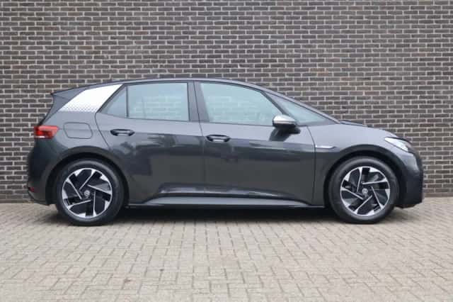 Volkswagen ID.3 (2020) thumbnail 3