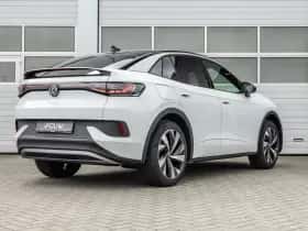 Volkswagen ID.5 (2024) thumbnail 2