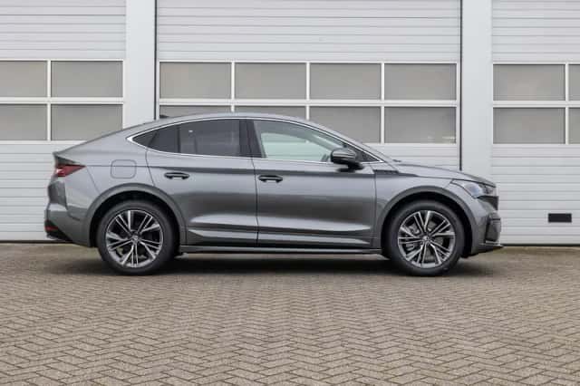 Škoda Enyaq (2025) thumbnail 3