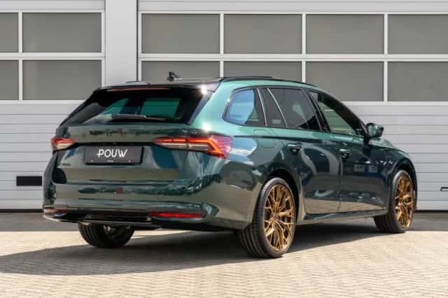 Škoda Octavia (2025) thumbnail 2