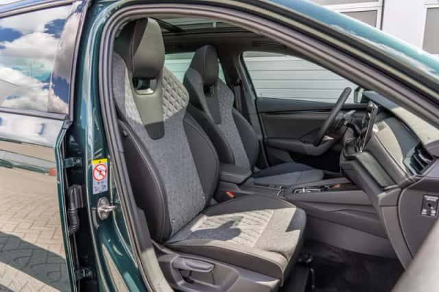 Škoda Octavia (2025) thumbnail 13