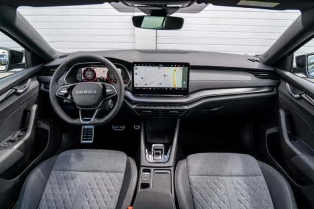 Škoda Octavia (2025) thumbnail 5