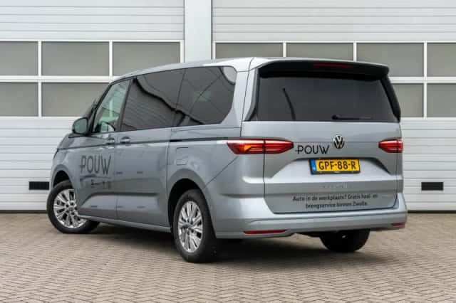 Volkswagen Multivan (2024) thumbnail 12