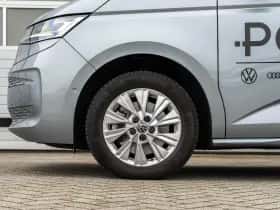 Volkswagen Multivan (2024) thumbnail 15