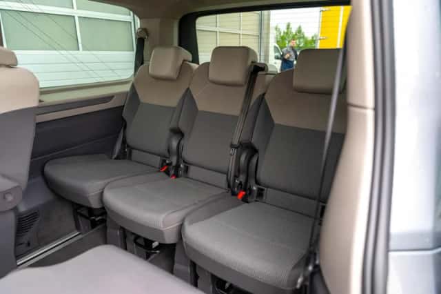 Volkswagen Multivan (2024) thumbnail 23