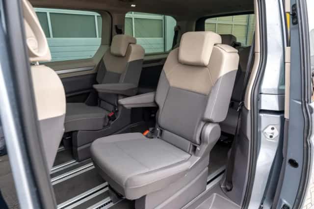 Volkswagen Multivan (2024) thumbnail 24