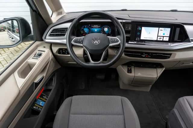 Volkswagen Multivan (2024) thumbnail 26