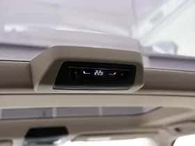 Volkswagen Multivan (2024) thumbnail 38