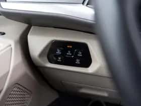 Volkswagen Multivan (2024) thumbnail 44