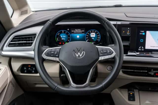 Volkswagen Multivan (2024) thumbnail 45