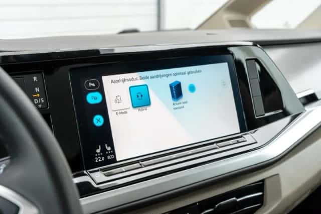 Volkswagen Multivan (2024) thumbnail 57