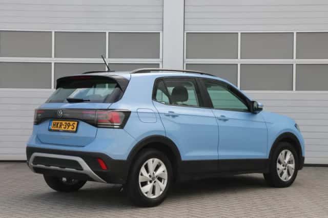 Volkswagen T-Cross (2024) thumbnail 3