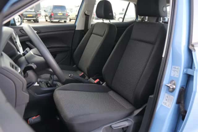 Volkswagen T-Cross (2024) thumbnail 5