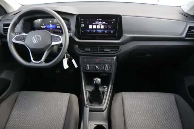 Volkswagen T-Cross (2024) thumbnail 6