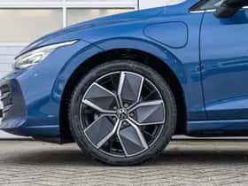 Volkswagen Golf (2026) thumbnail 12