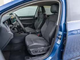 Volkswagen Golf (2026) thumbnail 4