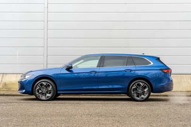 Volkswagen Passat (2025) thumbnail 12