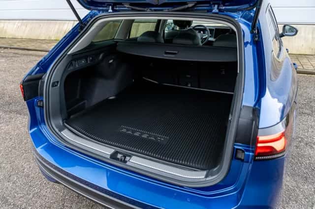 Volkswagen Passat (2025) thumbnail 18