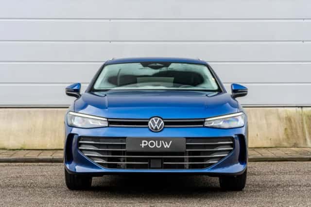 Volkswagen Passat (2025) thumbnail 6